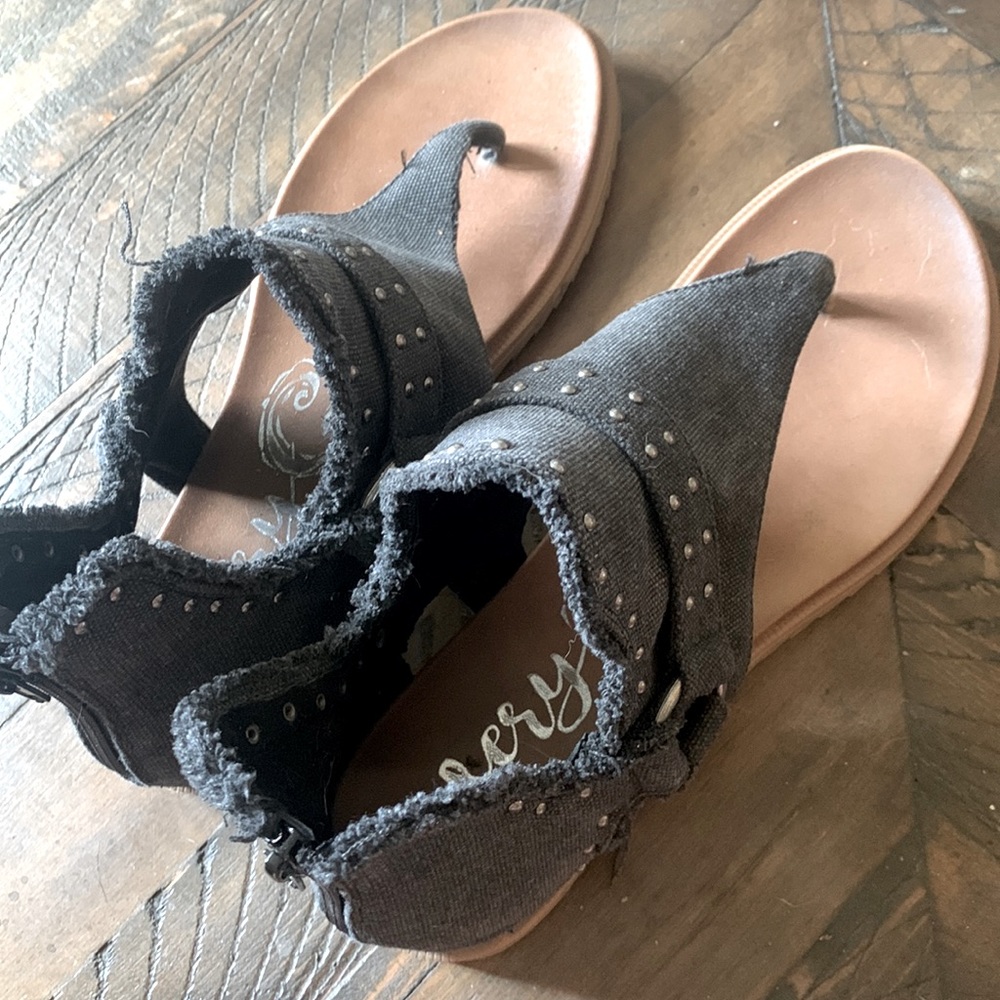 Zip up the back sandals